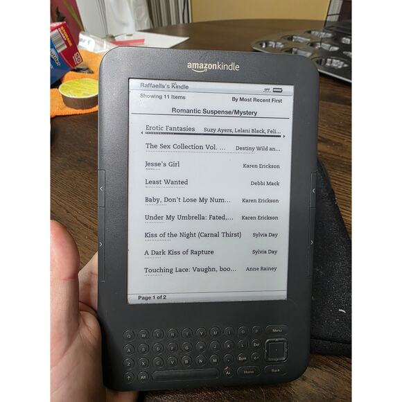 Amazon Kindle Keyboard 3, Wi-Fi, 6" 4GB, D00901 3rd Generation 85 Books - Picture 14 of 16